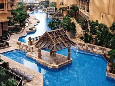 Rambler Oasis Гонконг